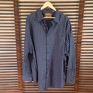 🎉NEW LISTING!🎉Roundtree & Yorke Classic Men's Blue Plaid Long-Sleeve Shirt